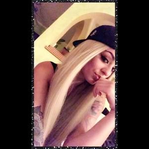 Meet your Posher, Ashley